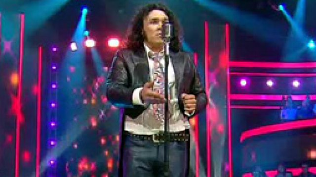 Arturo Ruiz Tagle presentó una divertida rutina