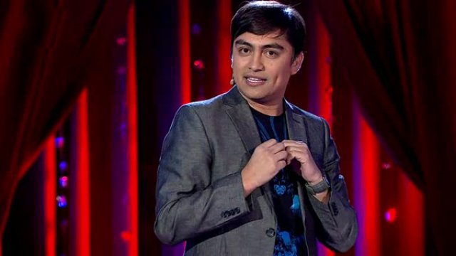 Sergio Freire explica el arte de “jotear” a las mujeres