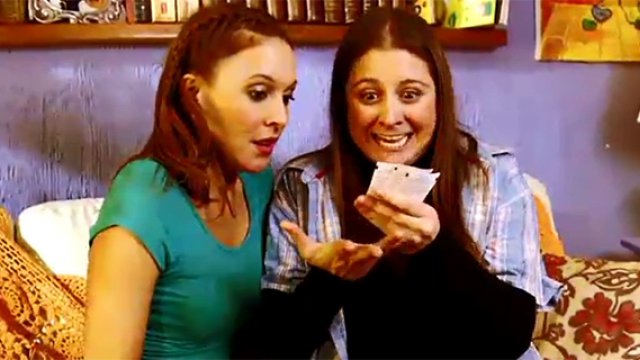 Ale y Cota: Ser millonarias por medio de un raspe