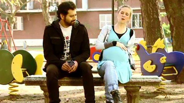 Alison y Pedro: Ellos aprenden que no siempre es bueno comprar en la feria