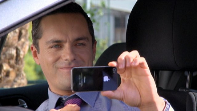 ¡VIERNES! Augusto sigue espiando a Loly y Andrés