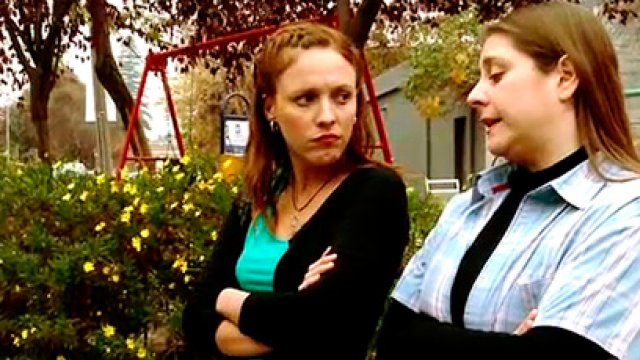 Ale y Cota tienen problemas con el “sapito”….de agua