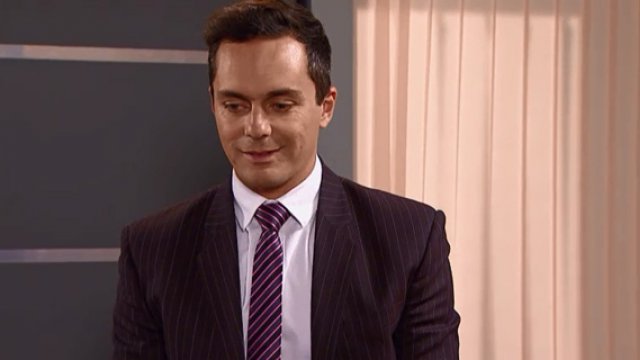 Augusto está cerca de descubrir el secreto de Patricia