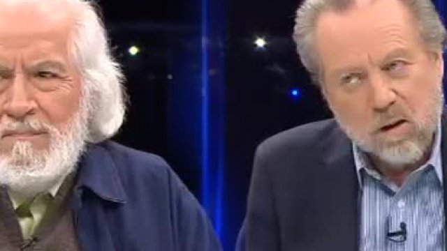 Joaquín Fermandois y Gabriel Salazar debatieron sobre la próxima elección presidencial