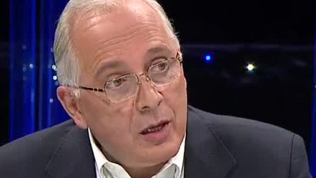 Fco. Javier Gil: "La mitad de los jóvenes que ingresa a la educación superior no se titula jamás