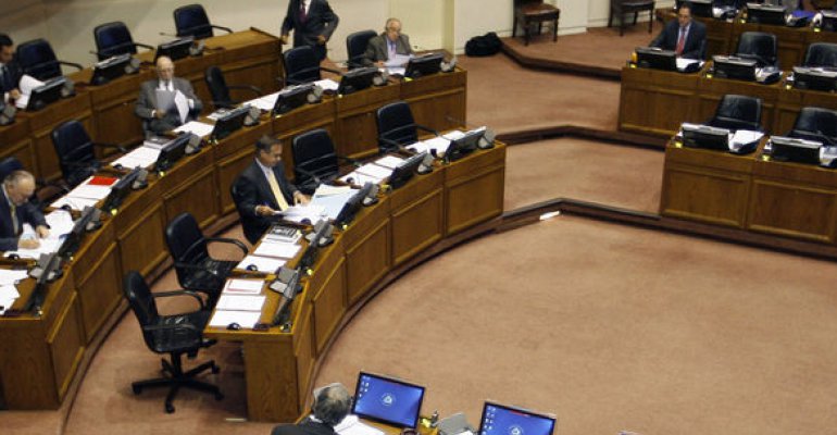 Jorge Pizarro (DC) desmintió aumento de asignaciones parlamentarias