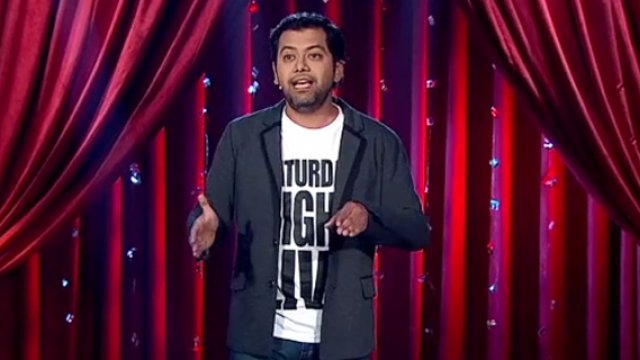 Pedro Ruminot se ríe del acto de “trabajar”