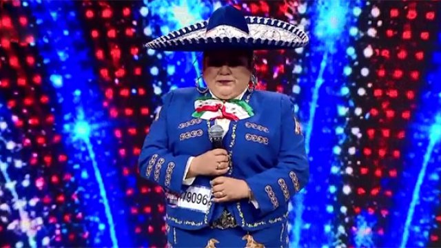 Pamela Estuardo cautivó a todos con su gran voz