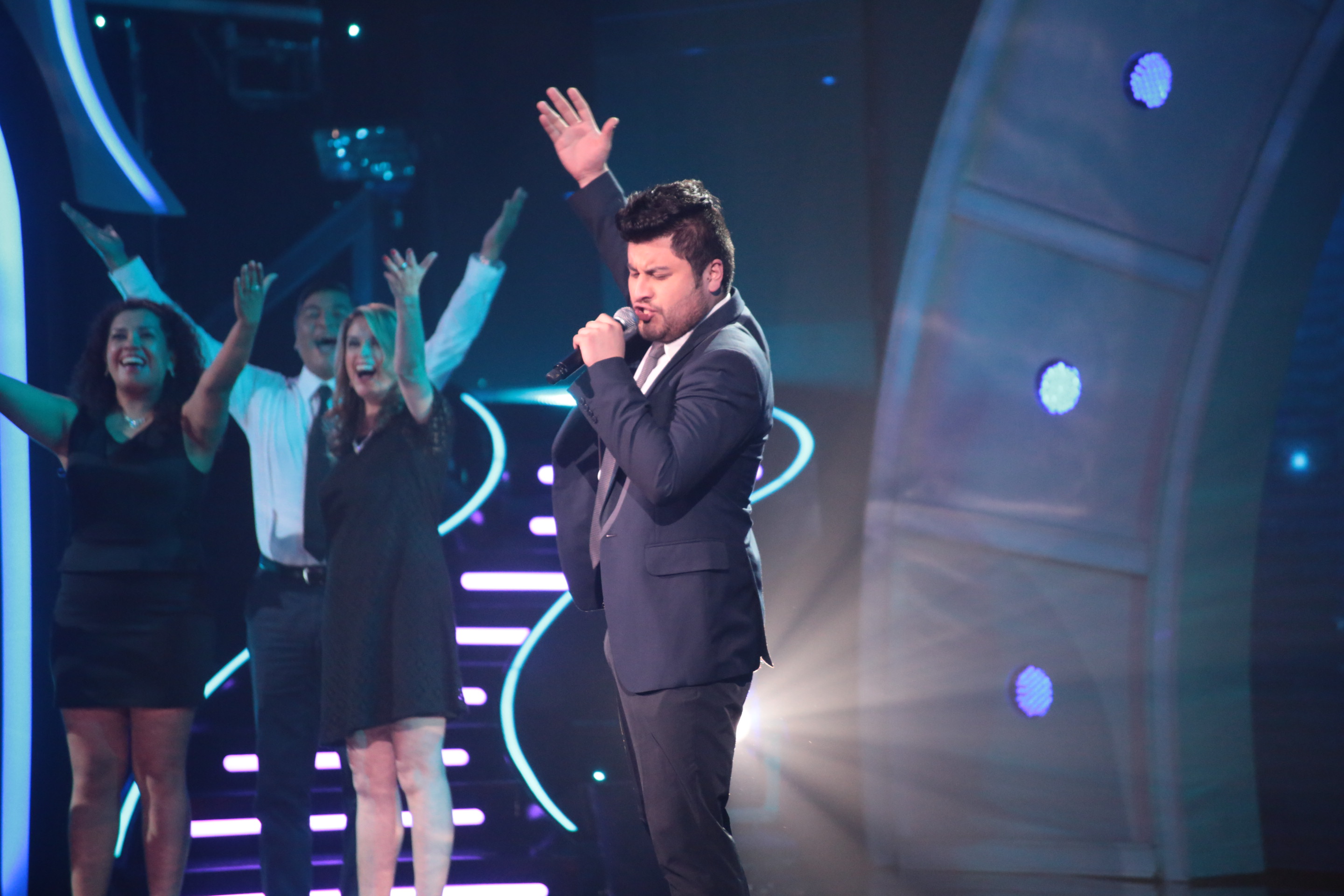 Miguel Ángel y su canción “Págame” lograron el éxito