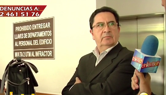 Vecinos denuncian mala administración en edificio