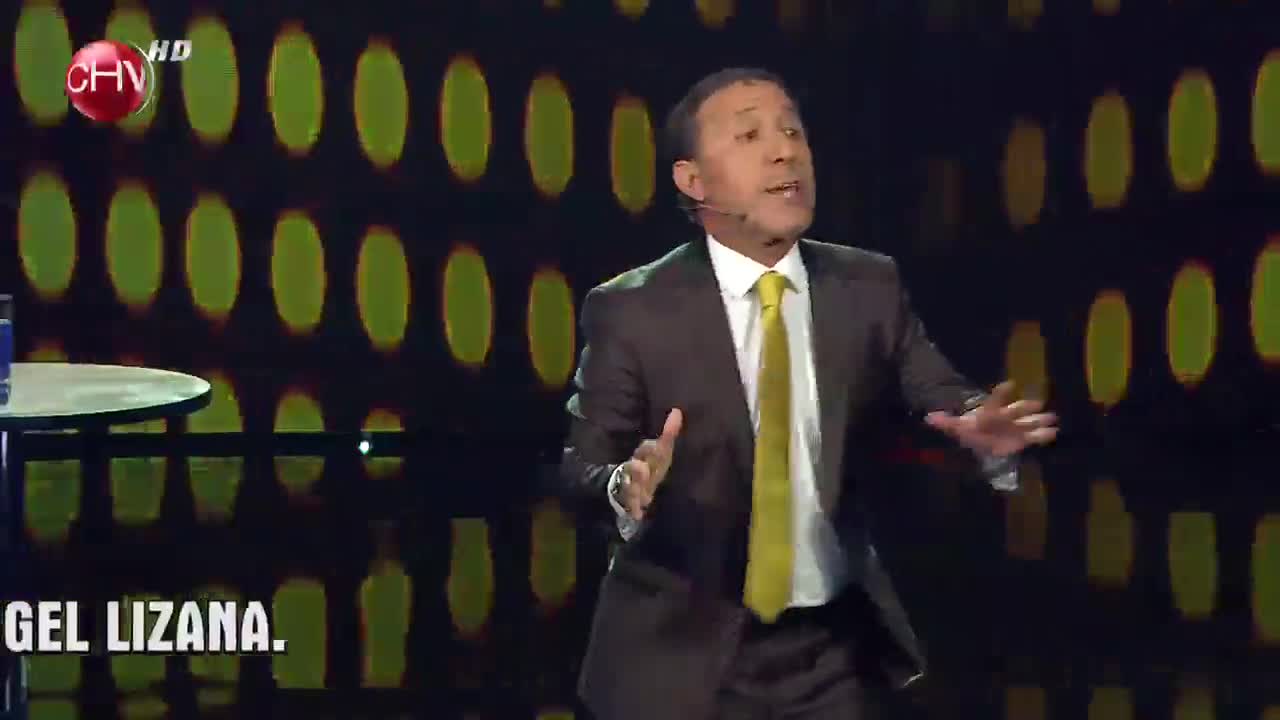 Emilio “Pampero” Torres hizo reír al público con una correcta rutina