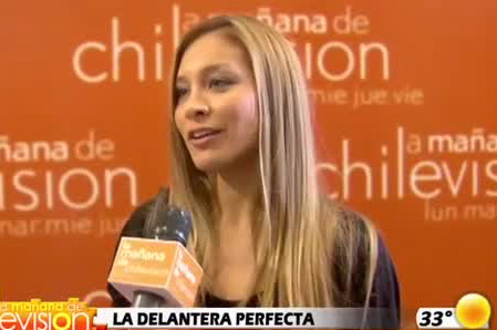 ¡Famosas enseñan como reafirmar y lucir el busto!