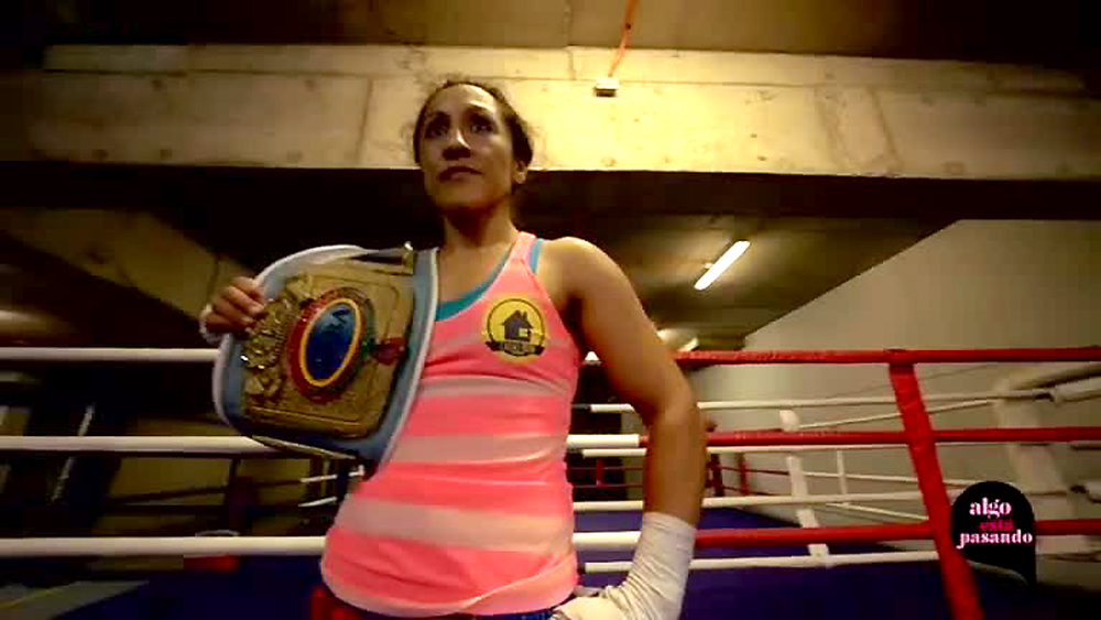 Mujeres en pie de guerra: La lucha por vivir felíz