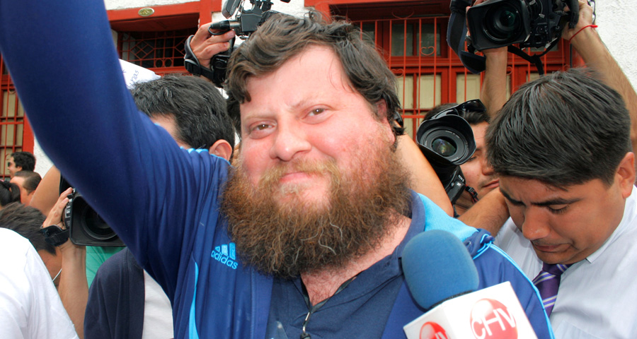 Rodrigo Salinas responde a todo 