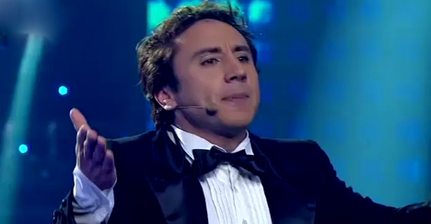 Revisa la gran rutina del actor Claudio Olate