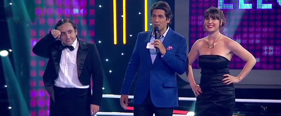 Antonia Castillo y su stand up estuvo cara a cara con el humor teatral de Claudio Olate