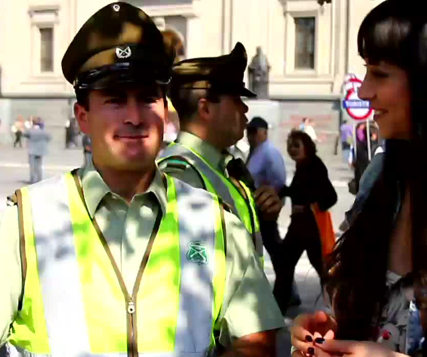 Los Carabineros también cuentan chistes