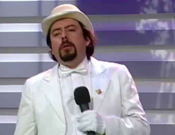 Diviértete con el entretenido humor de Bombo Fica