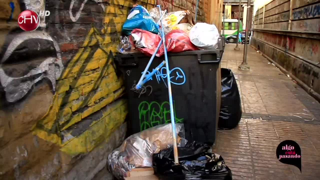 A 10 años de declararse Patrimonio de la Humanidad Valparaíso vive entre la basura