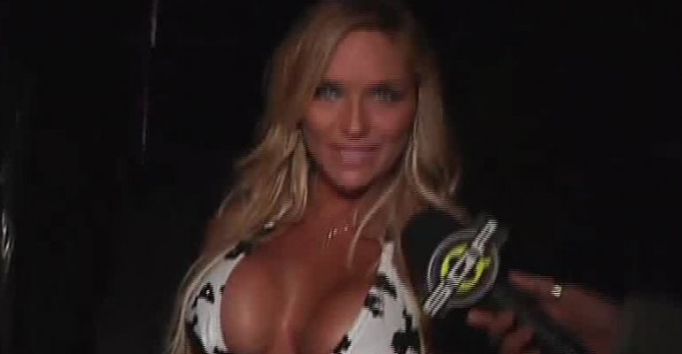 Este fue el traje que se mandó a hacer Kenita Larraín