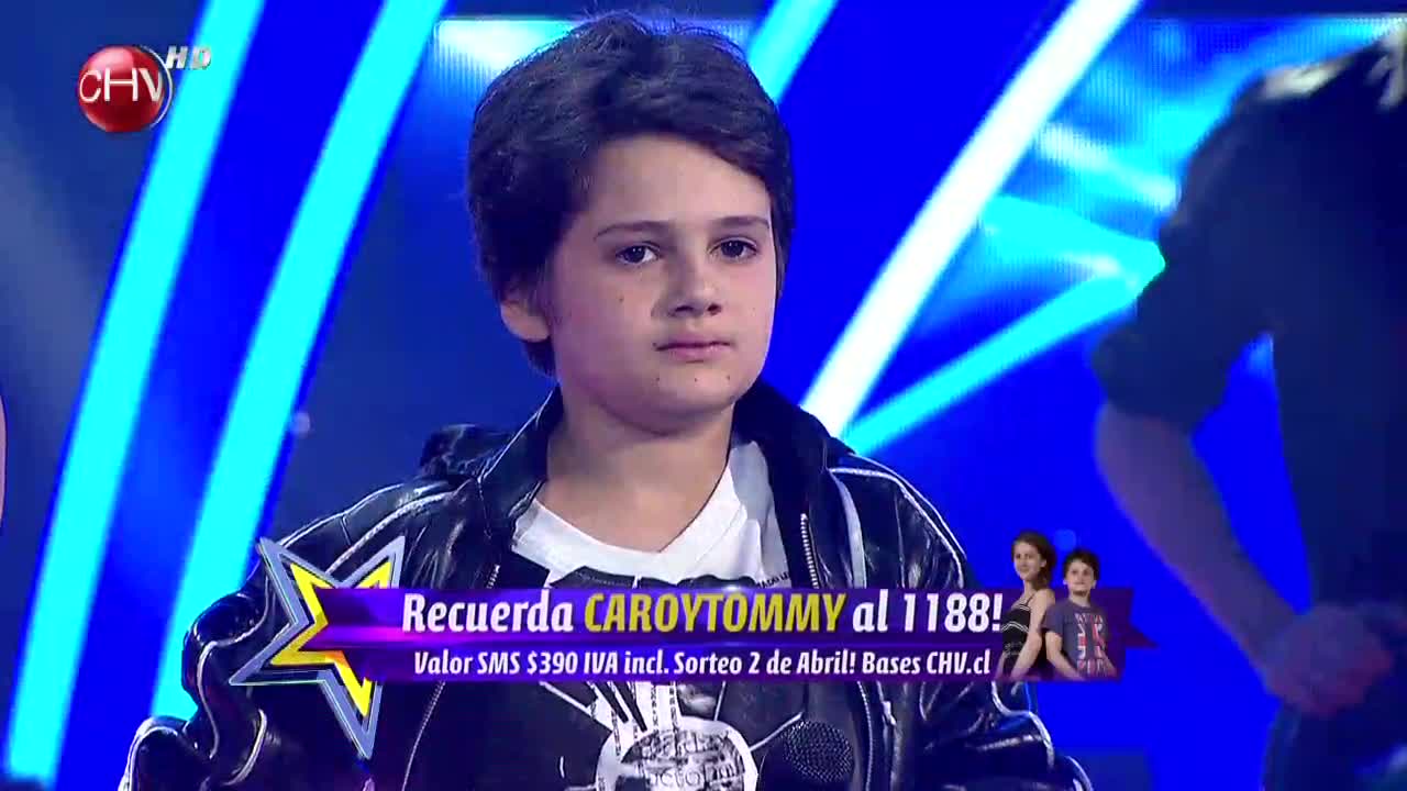 Carolina y Tommy Morales sorprenden con su impecable show de canto