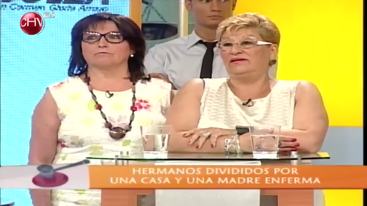 Hermanos divididos por una casa y una madre enferma (Parte 1)