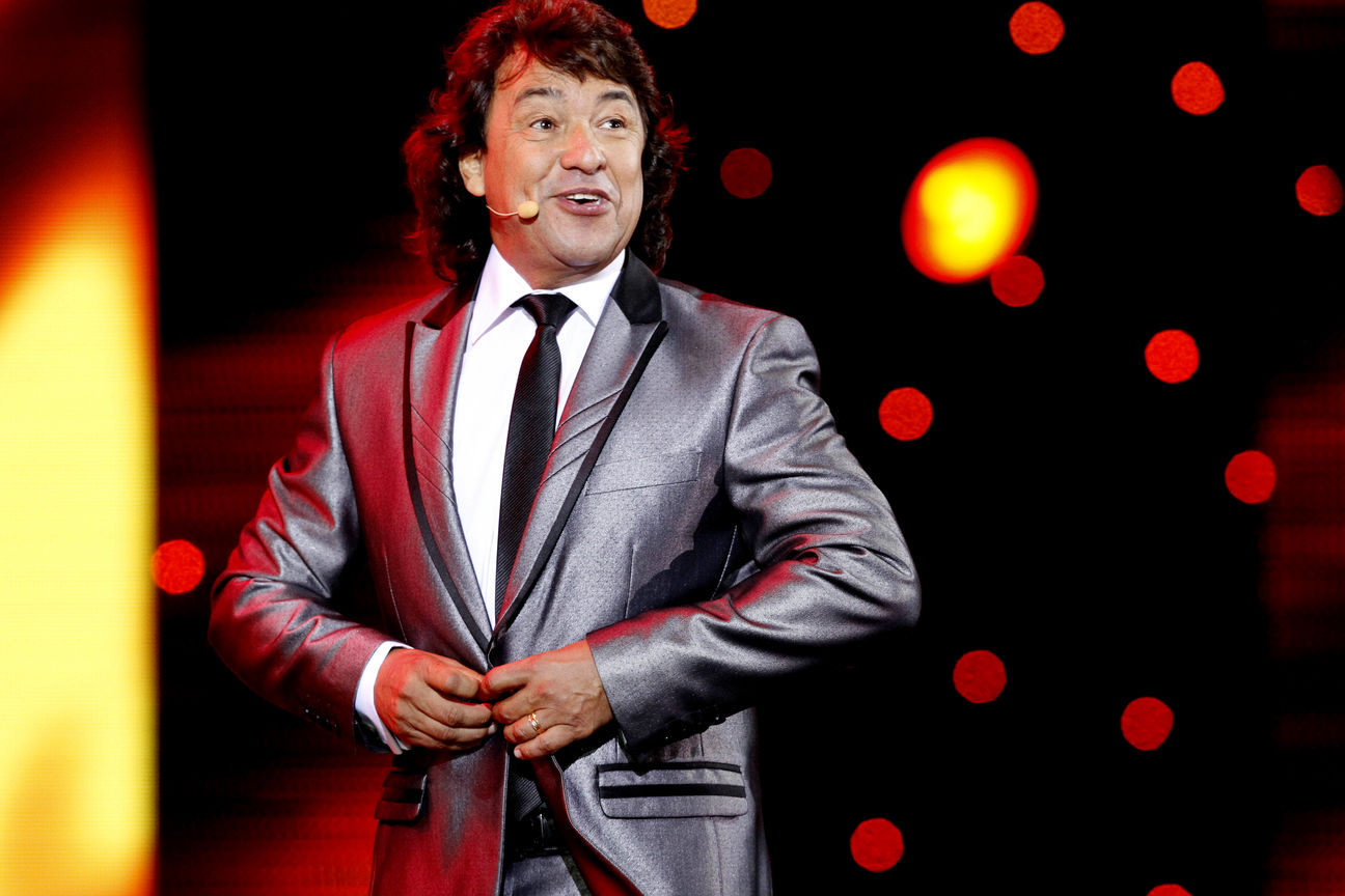 El humorista Gigi Martin está indignado con matinal de TVN