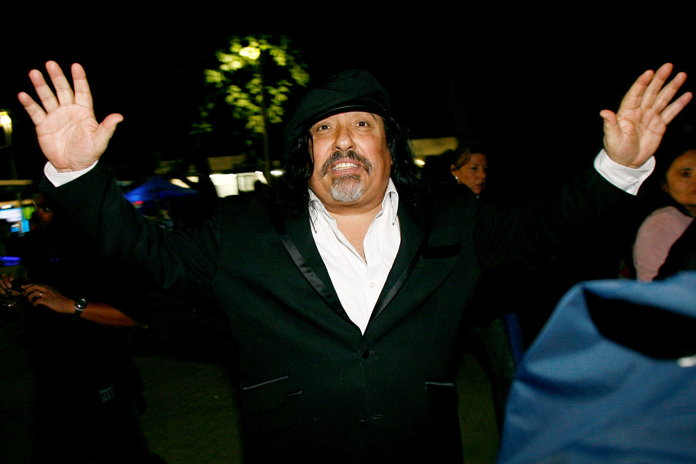 Negro Piñera vuelve a las pistas tras fin del gobierno de su hermano (Parte 1)