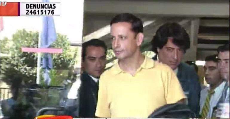 La historia del estafador de los famosos