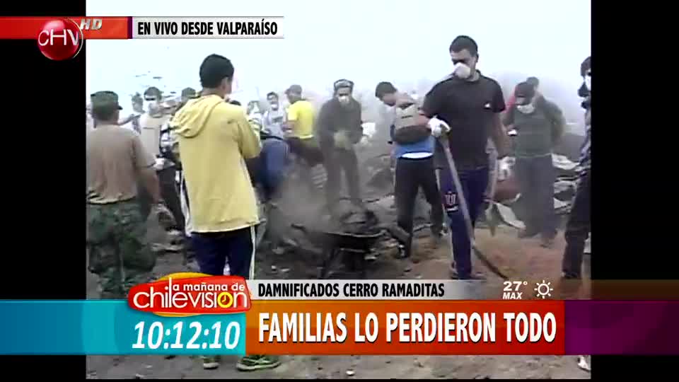 Familias se niegan a abandonar los terrenos dañados por el fuego