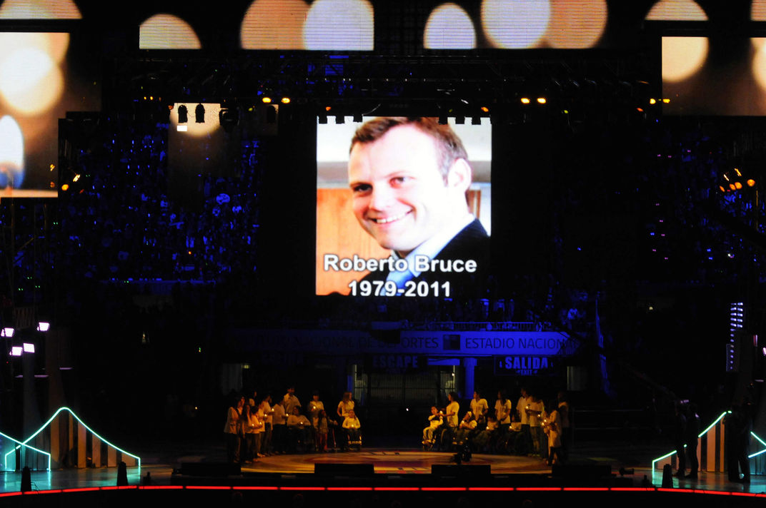 Viuda de Roberto Bruce recibió “mensaje paranormal” de su ex pareja