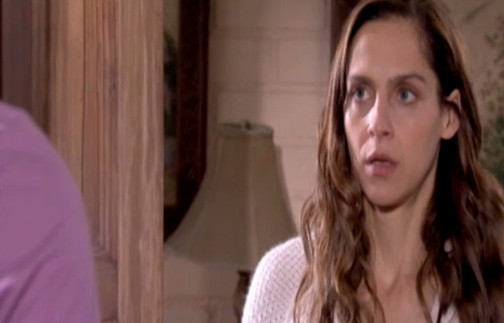 Avance Capítulo: Martín visita a Carolina en su casa de Puente Alto