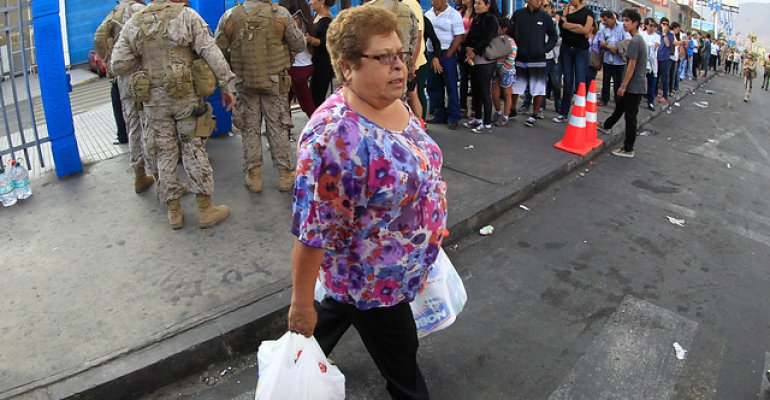 Indignación y malestar entre consumidores por alza de precio de los alimentos