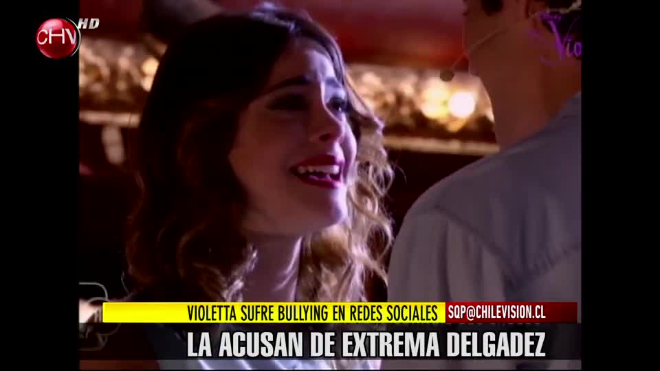 Violetta sufre Bullying a través de las redes sociales