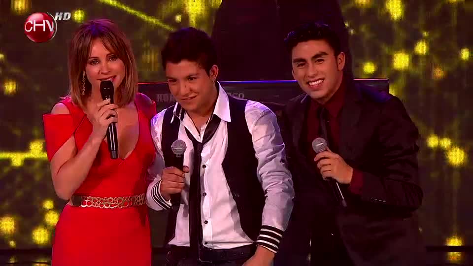 El Gitano y Kanela prendieron la gala de Talento Chileno con su hit del mundial