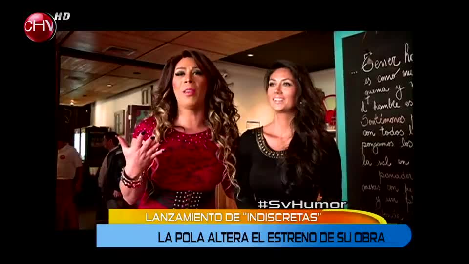 La Pola divirtió a todos en el lanzamiento de su café concert 