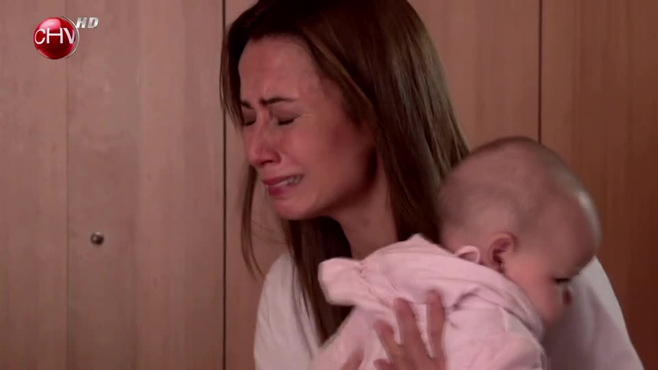 Una mujer que sufre depresión post parto (Parte 1)