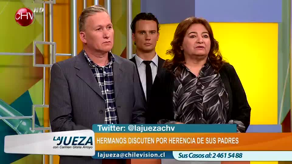 Hermanos en disputa por casa heredada de sus padres (1/4)