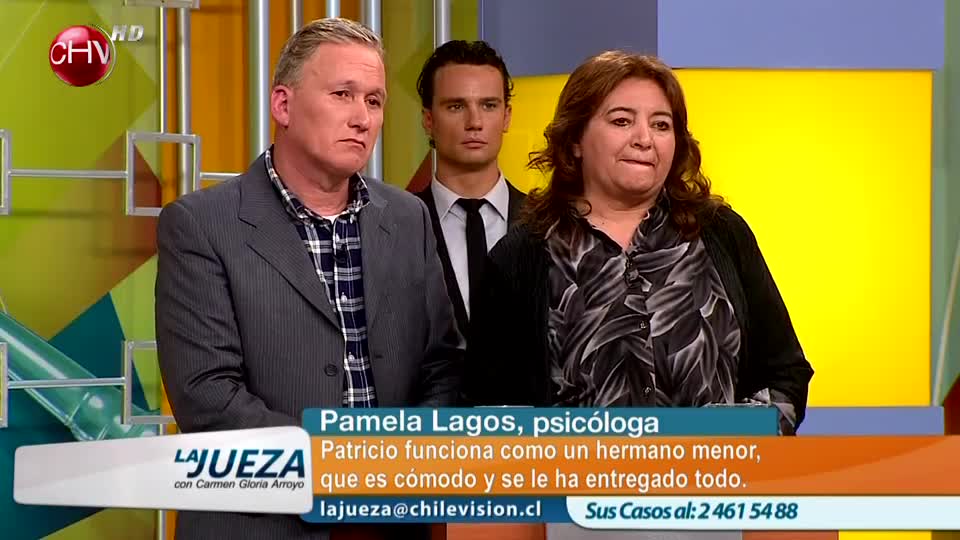 Hermanos en disputa por casa heredada de sus padres (3/4)