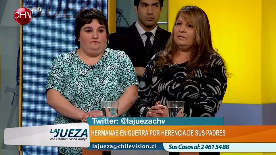 Hermanas reclaman derechos de herencia dejada por sus padres (2/4)