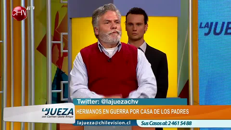 Hermanos se enfrentan por venta de casa heredada de sus padres (2/3)
