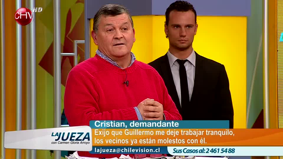 Asegura que no puede trabajar tranquilo, ya que un vecino lo molesta