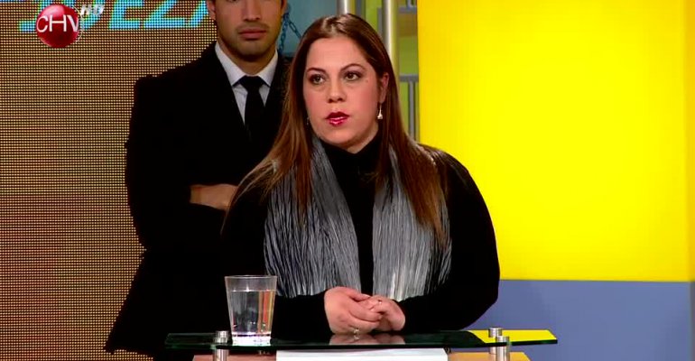 Madre pide al joven padre de su nieta que sea responsable con la pequeña