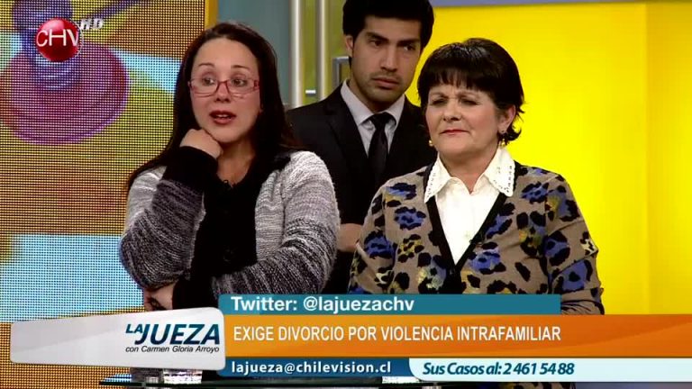 Pareja en conflicto por divorcio, ella acusa violencia intrafamiliar (1/3)