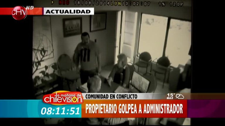 Video registró a indignado vecino golpeando a administrador de condominio