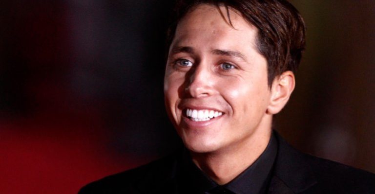 Karol Dance sufre accidente automovilístico mientras se dirigía a animar evento