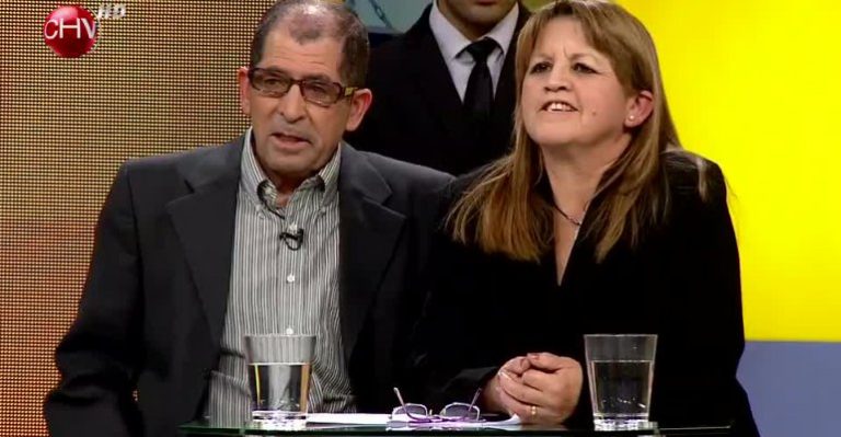 Hermanos se enfrentan por una casa que les heredó su abuela