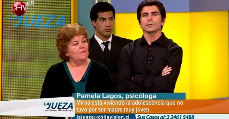 Ex pareja en conflicto por divorcio y pensión tras infidelidad de ella