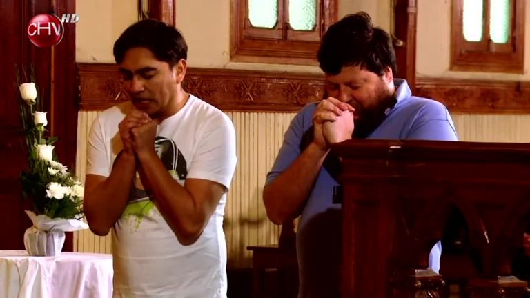 Los irrespetuosos rezan