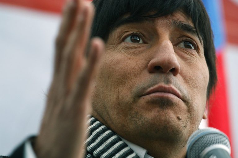 Amigos solidarizan con Iván Zamorano tras revelarse millonaria deuda